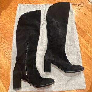 Aquatalia Black Suede Heeled Boots size 8